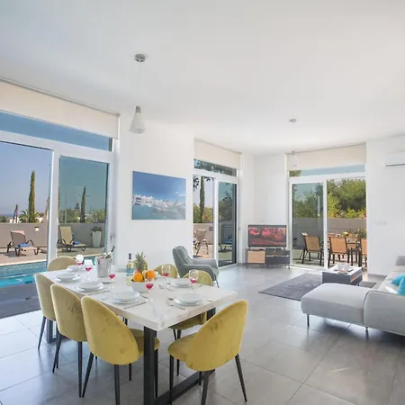 - Schoenes Fuer 10 Personen By Interhome Feriehus Protaras