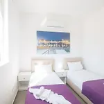 - Schoenes Fuer 10 Personen By Interhome Protaras