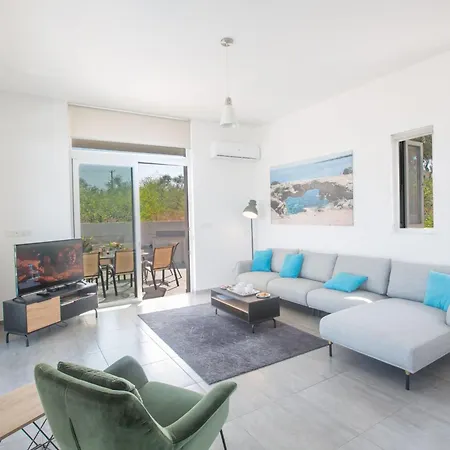 Prázdninový dům - Schoenes Fuer 10 Personen By Interhome