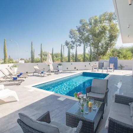 Semesterbostad - Schoenes Fuer 10 Personen By Interhome *