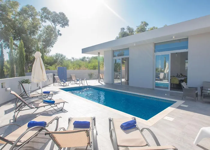 Casa vacanze - Schoenes Fuer 10 Personen By Interhome Protaras