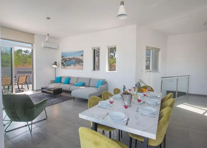 Prázdninový dům - Schoenes Fuer 10 Personen By Interhome *