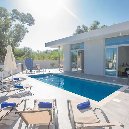 Сasa de vacaciones - Schoenes Fuer 10 Personen By Interhome Protaras